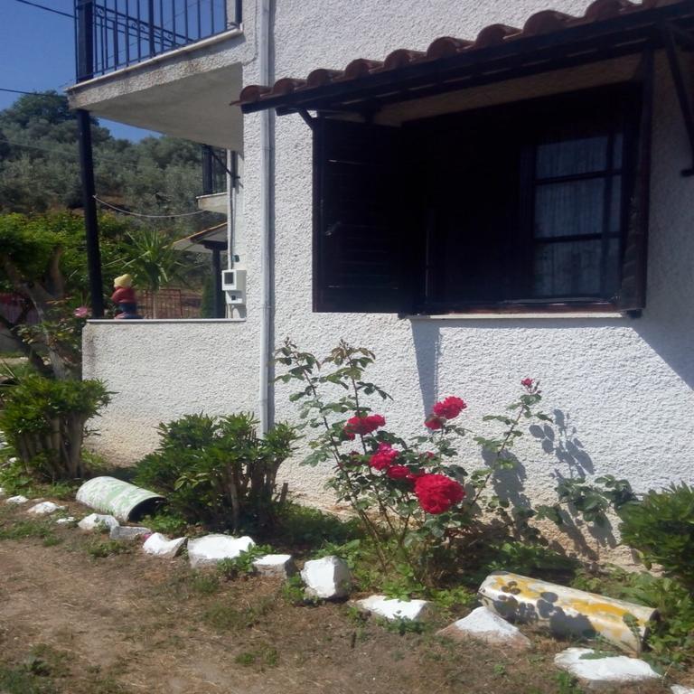 Apartament Theoxenia Pteleós Zewnętrze zdjęcie